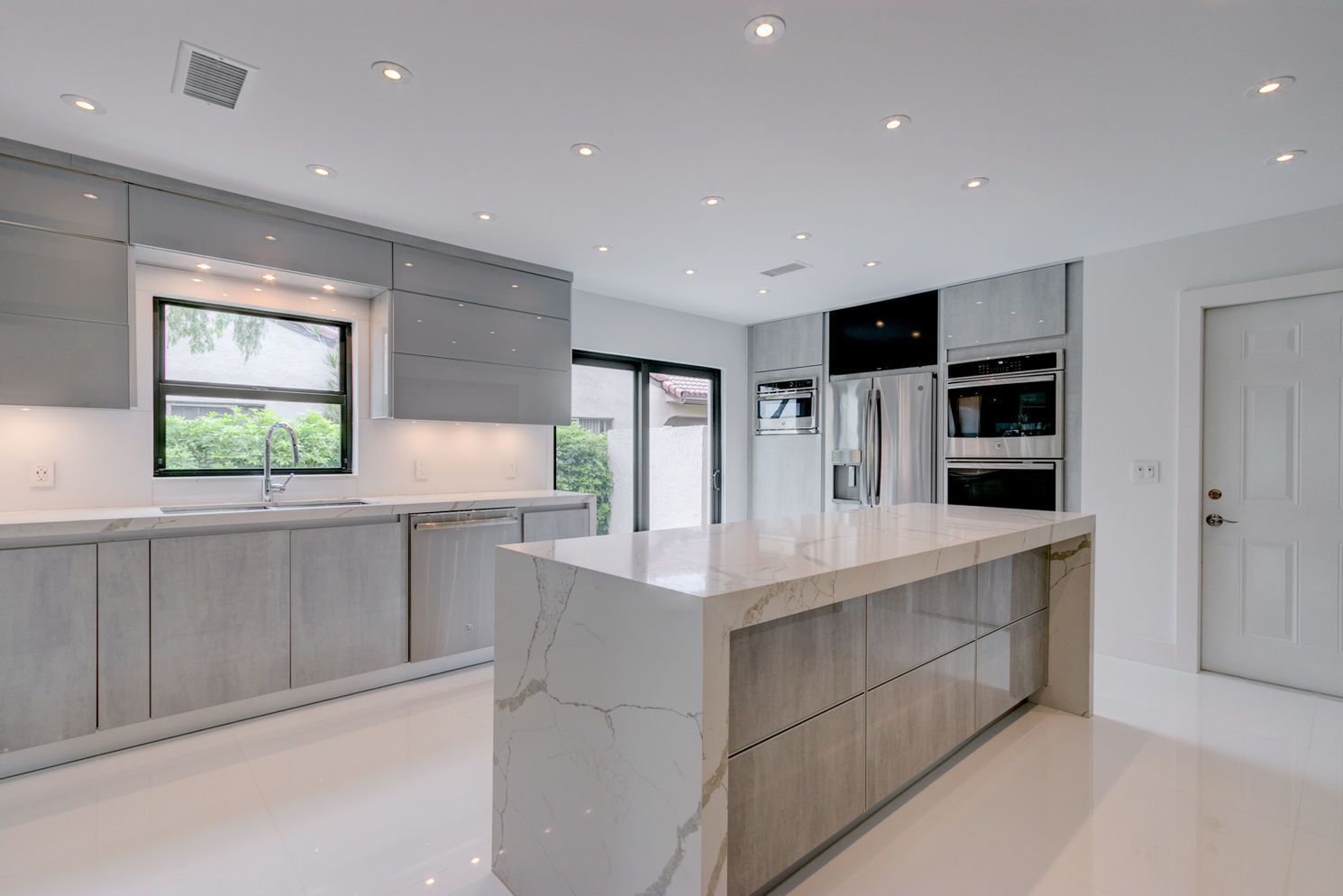 Aluminium windows . . #aluminium #window # ... - Facebook - Luxury Eco Renovation Design